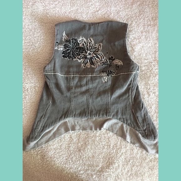 Flower top - Picture 2 of 4